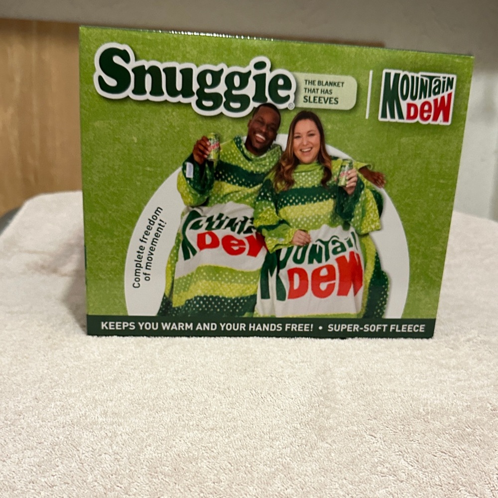 Snuggie Mountain Dew Snuggie Blanket with Sleeves